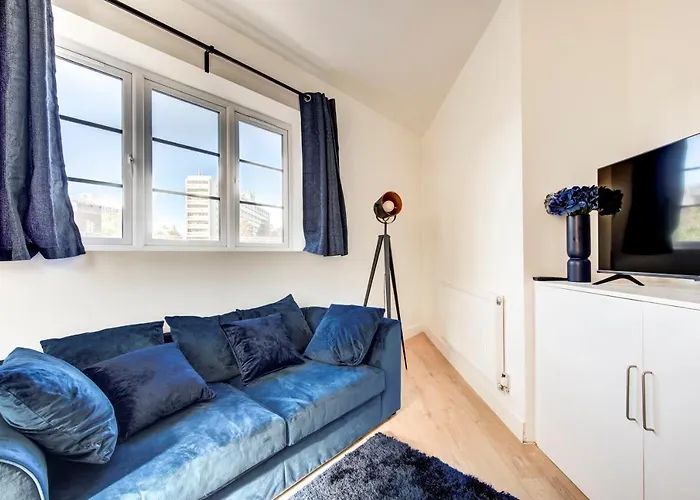 2 Bedroom Apartment In Brixton With Wi-Fi